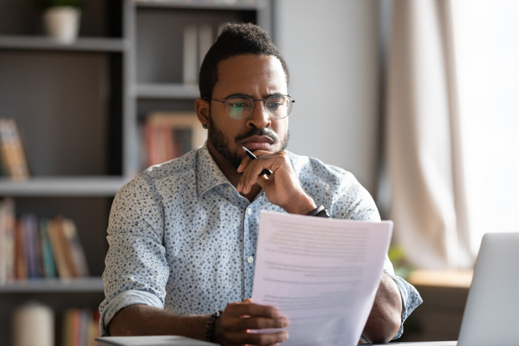 Common Mistakes Ontario Businesses Make With Written Contracts